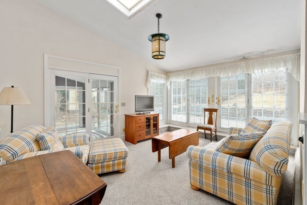 422 Liberty Square Rd