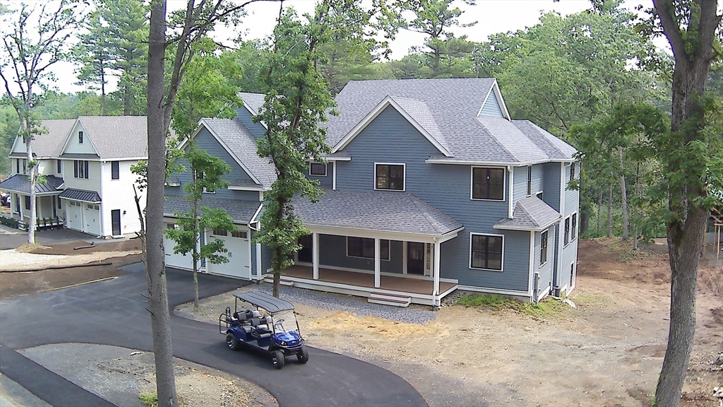 7 Betsy Lane Property Photo 1