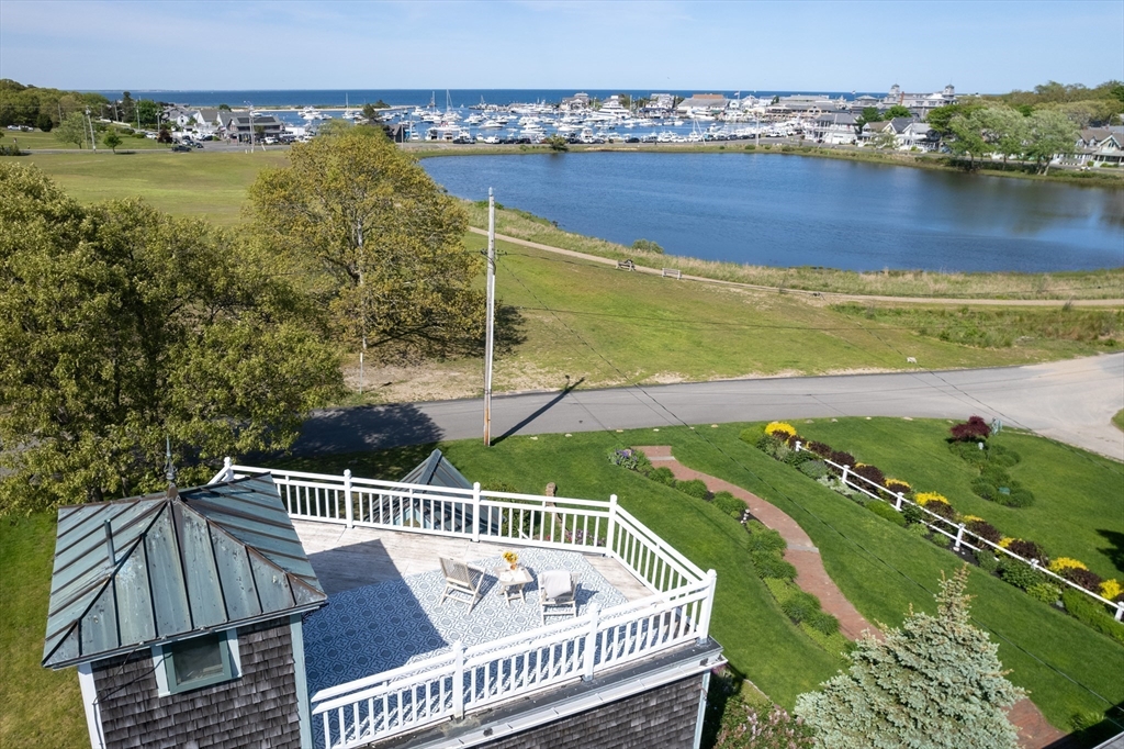22 Greenleaf Avenue Property Photo 1