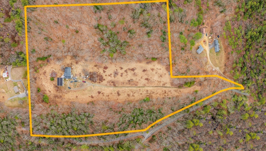 40 Brooks Pond Rd Property Photo 1