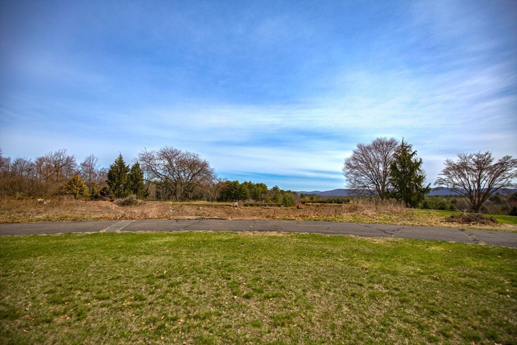 566 Prospect Property Photo 16