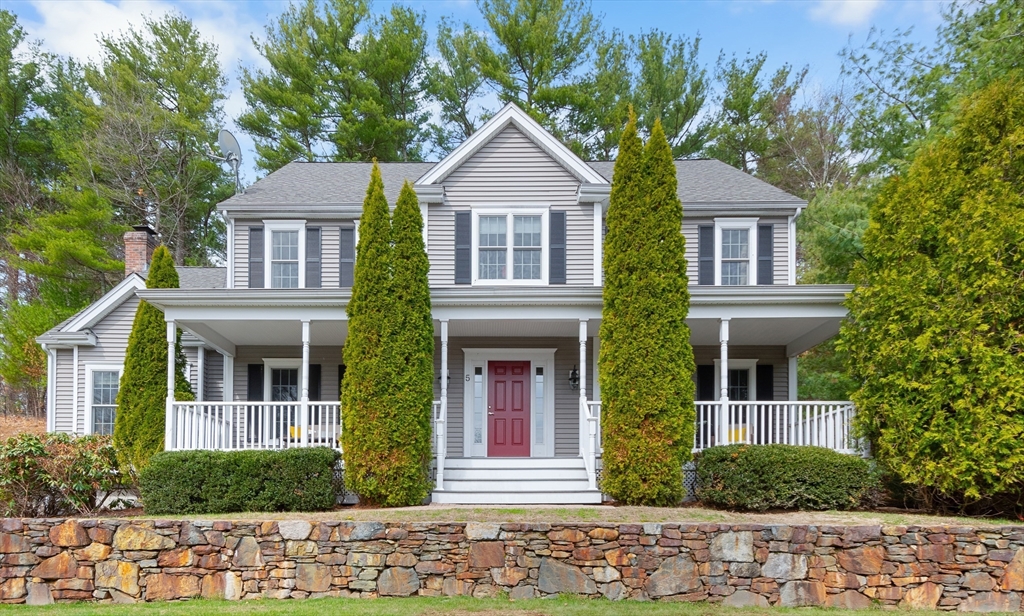 5 Little Pond Rd Property Photo