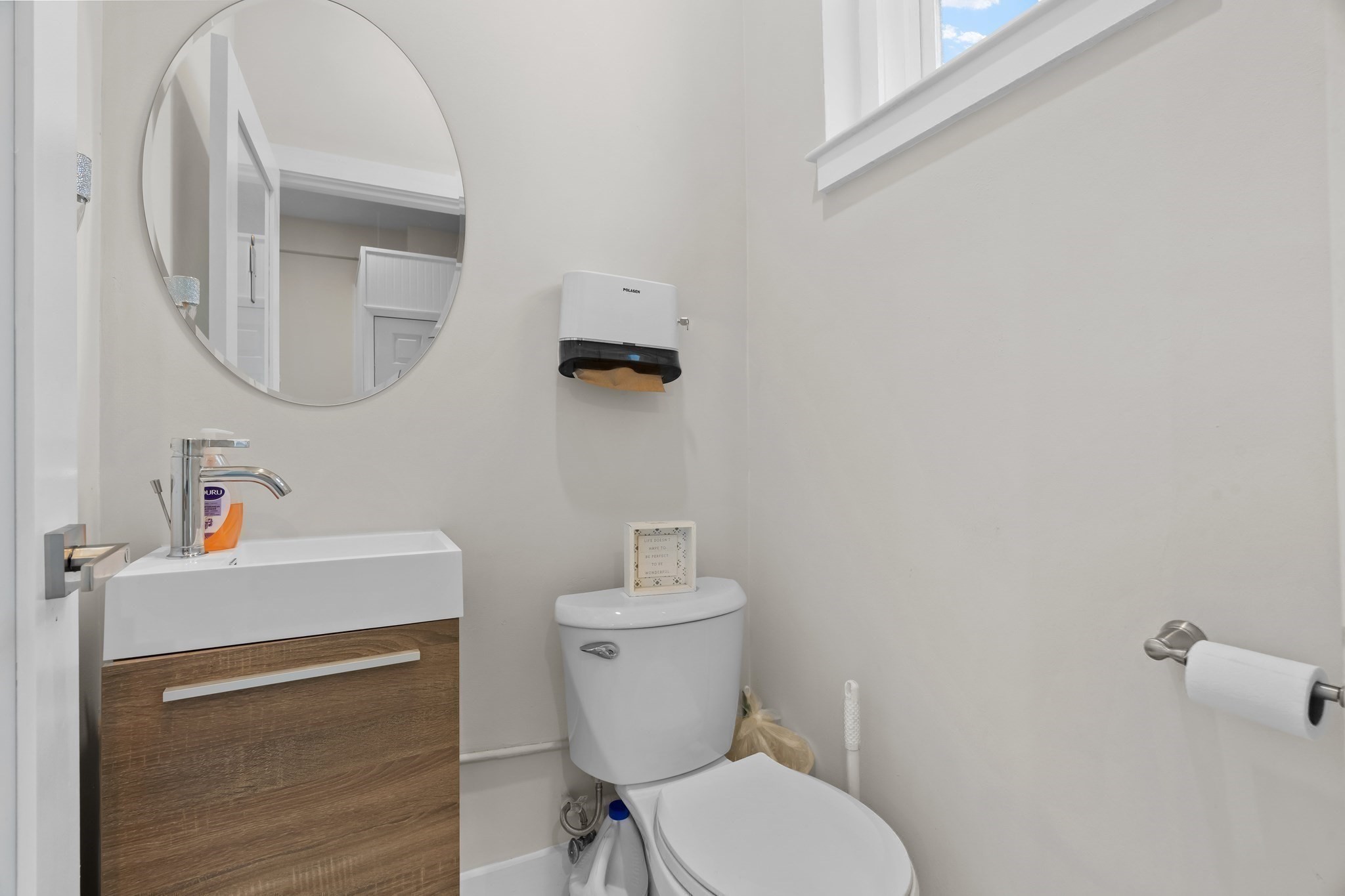 23-25 Meridian Street Property Photo 17
