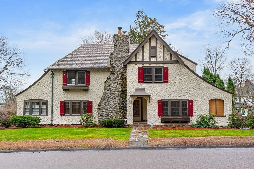33 Flagg St Property Photo