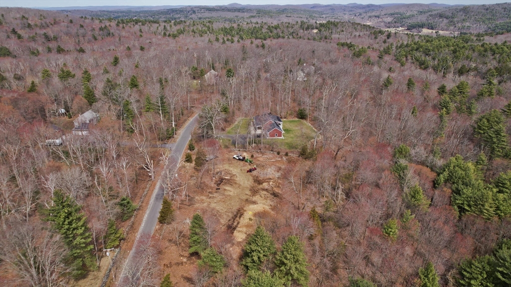 11v Old Reed Road Property Photo 4
