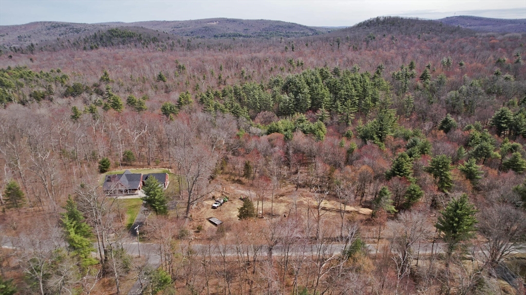 11v Old Reed Road Property Photo 8