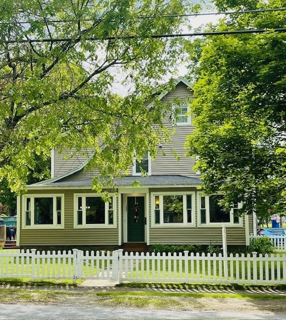 127 Carson Avenue Property Photo 1