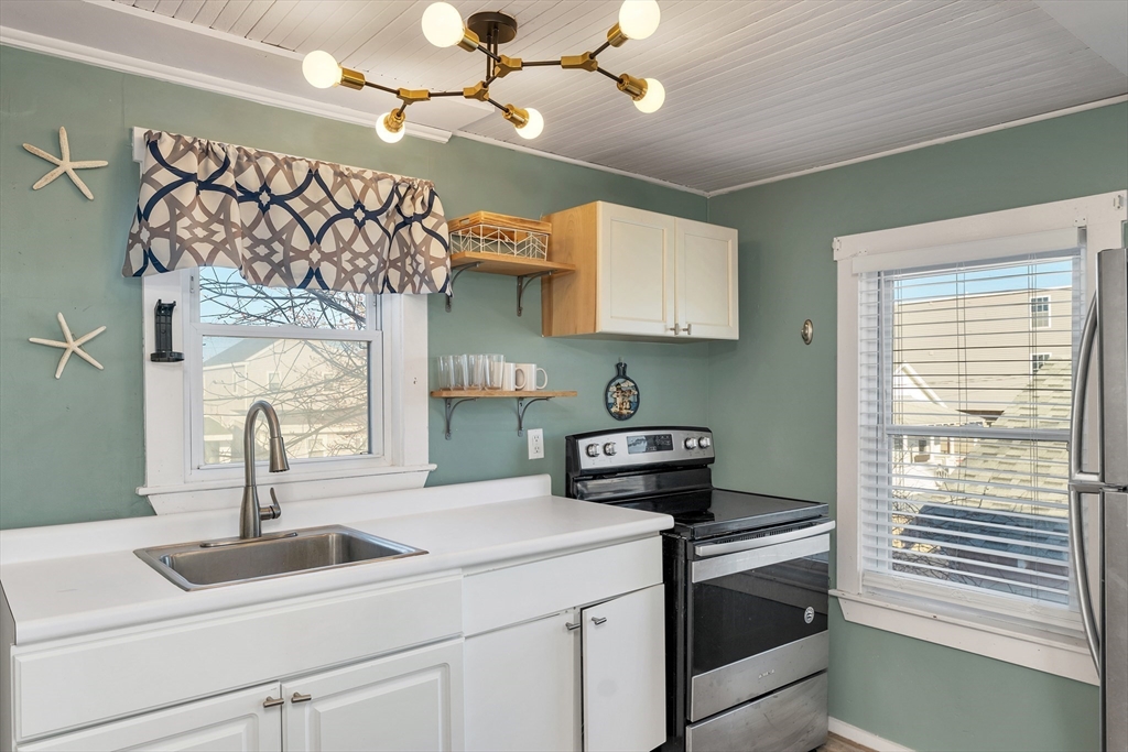 8 Island Path Property Photo 26