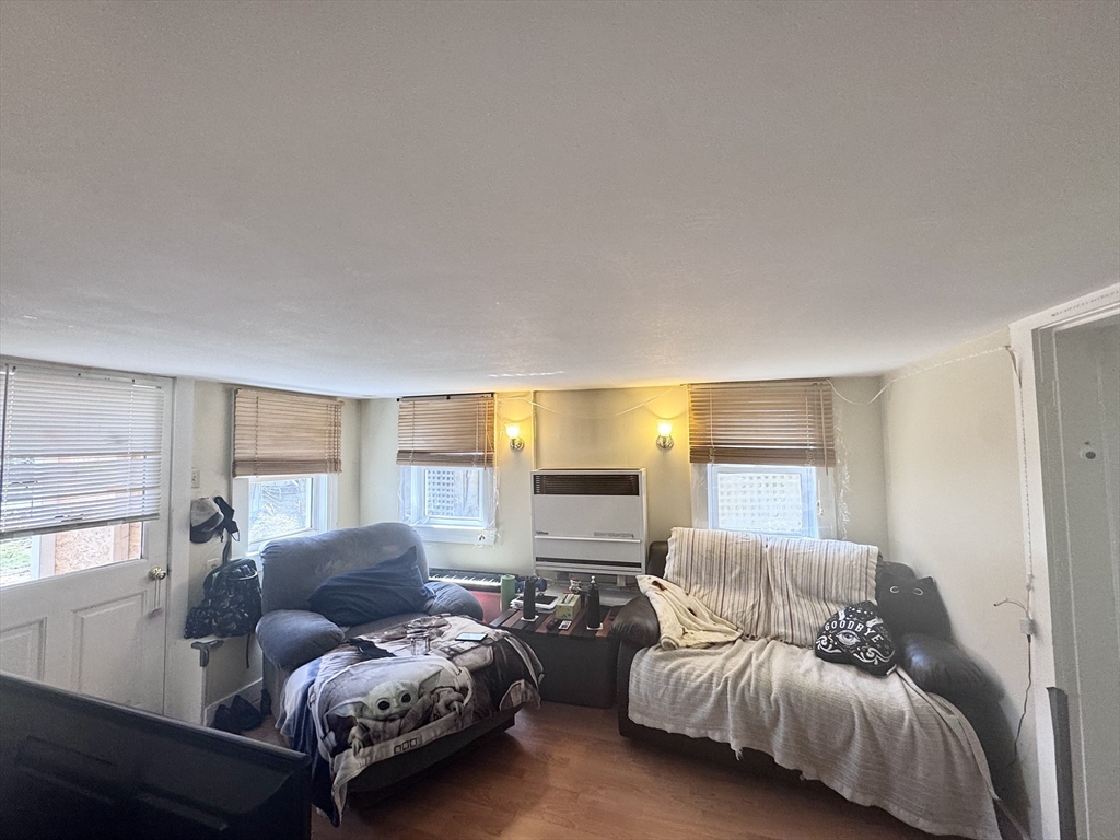 18 Webster # 2 Property Photo 8
