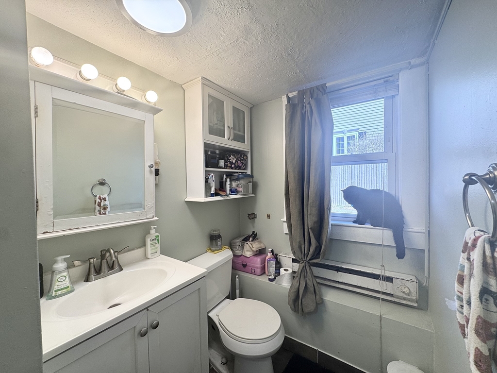 18 Webster # 2 Property Photo 11