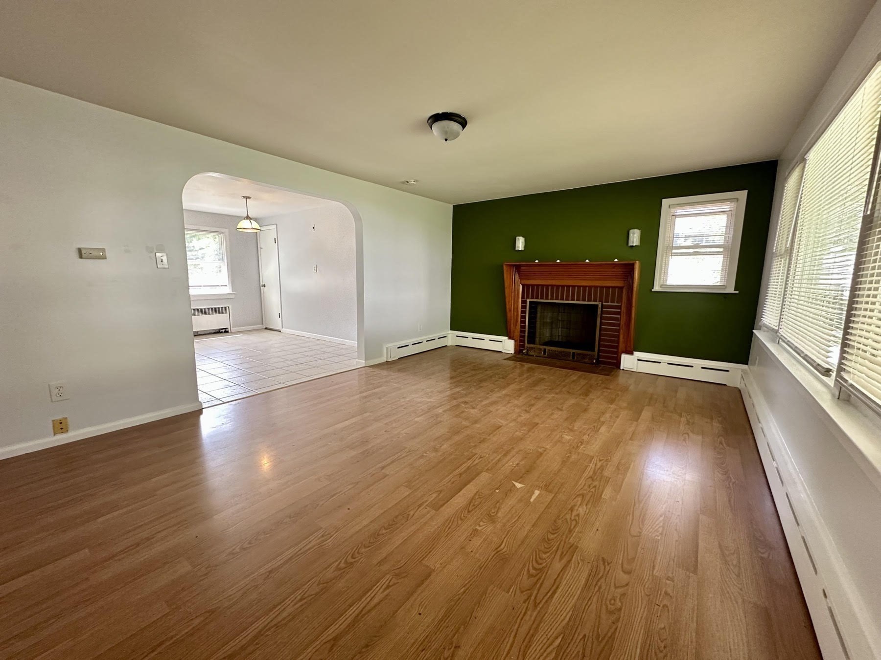 137 Carroll St Property Photo 6