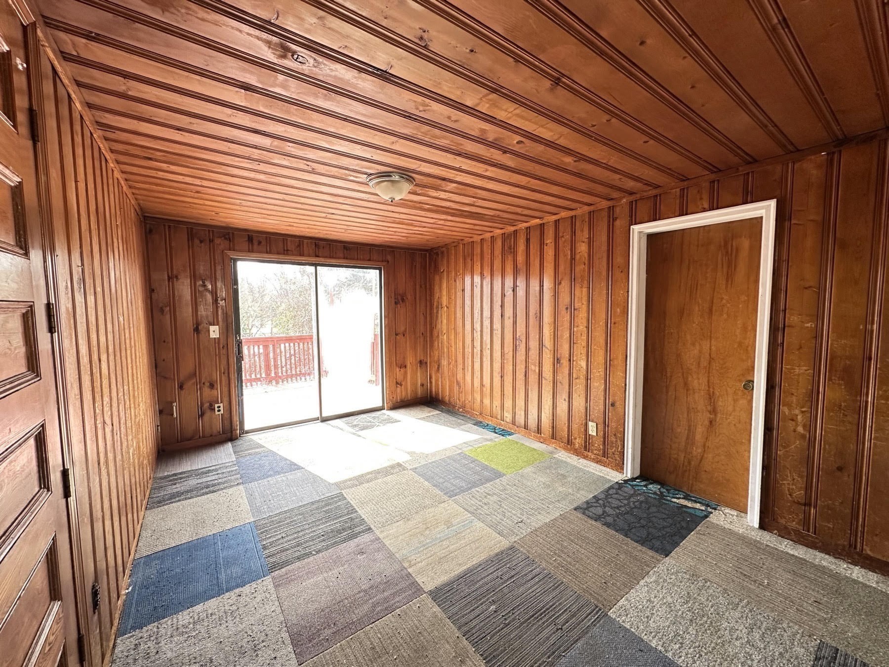137 Carroll St Property Photo 13