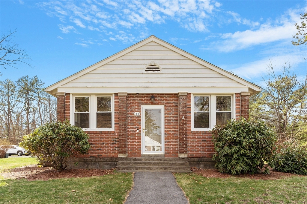 33 Auman St Property Photo 2