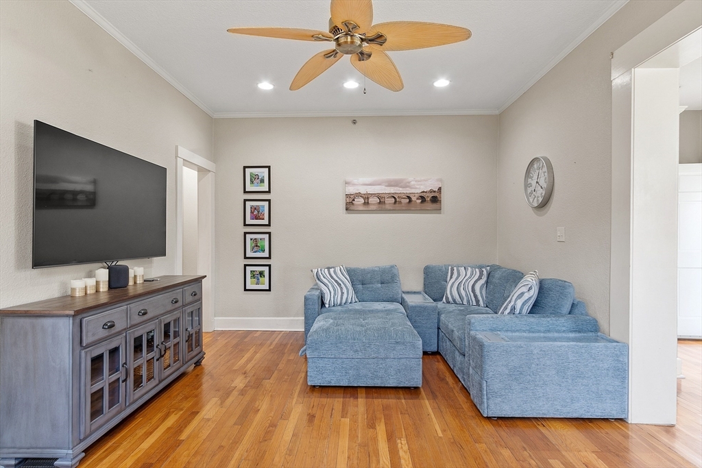 33 Auman St Property Photo 15