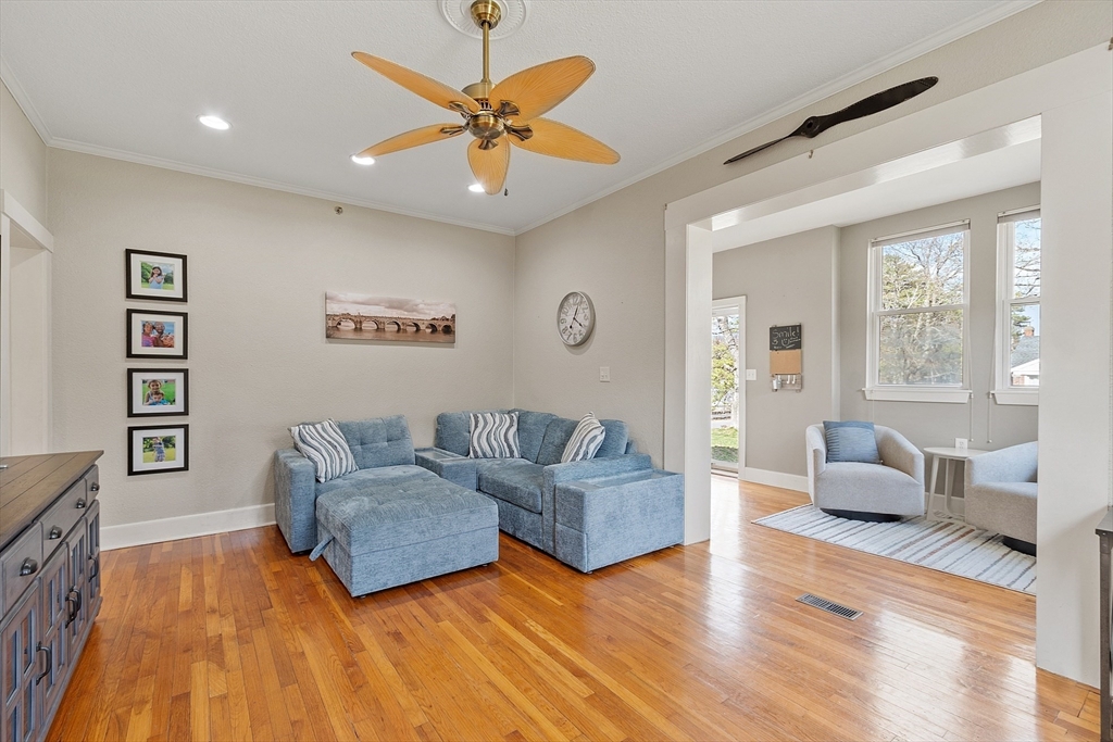 33 Auman St Property Photo 16