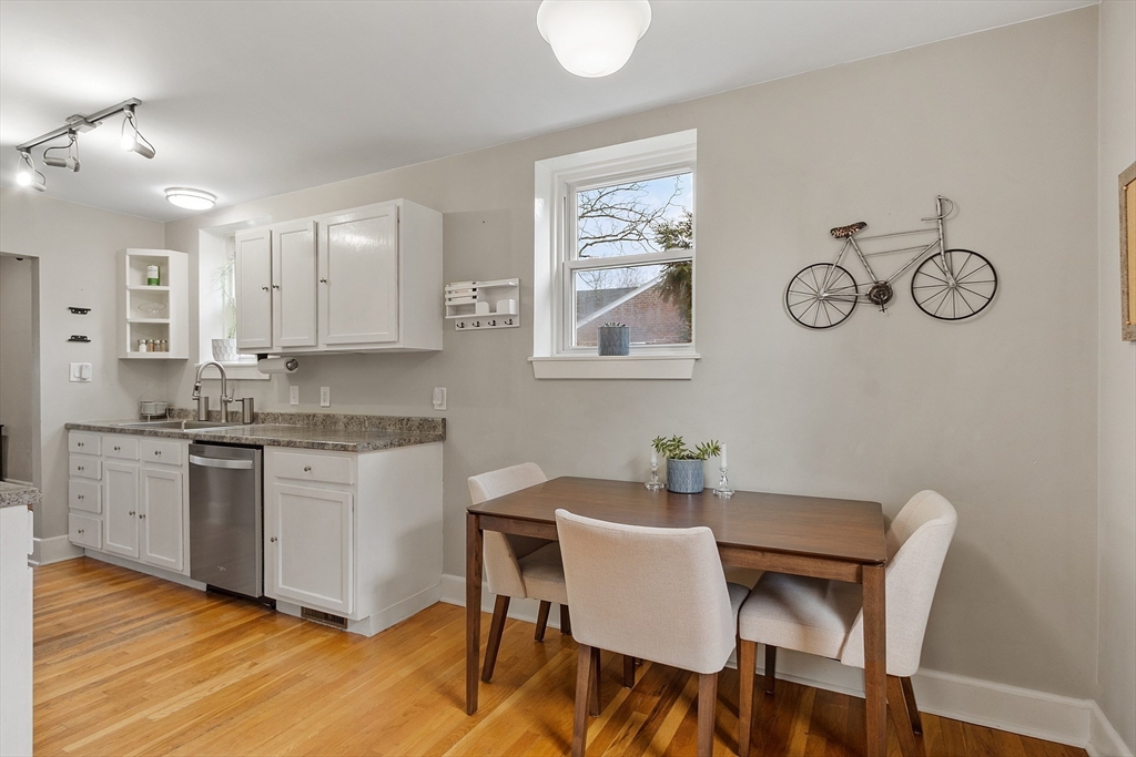 33 Auman St Property Photo 23