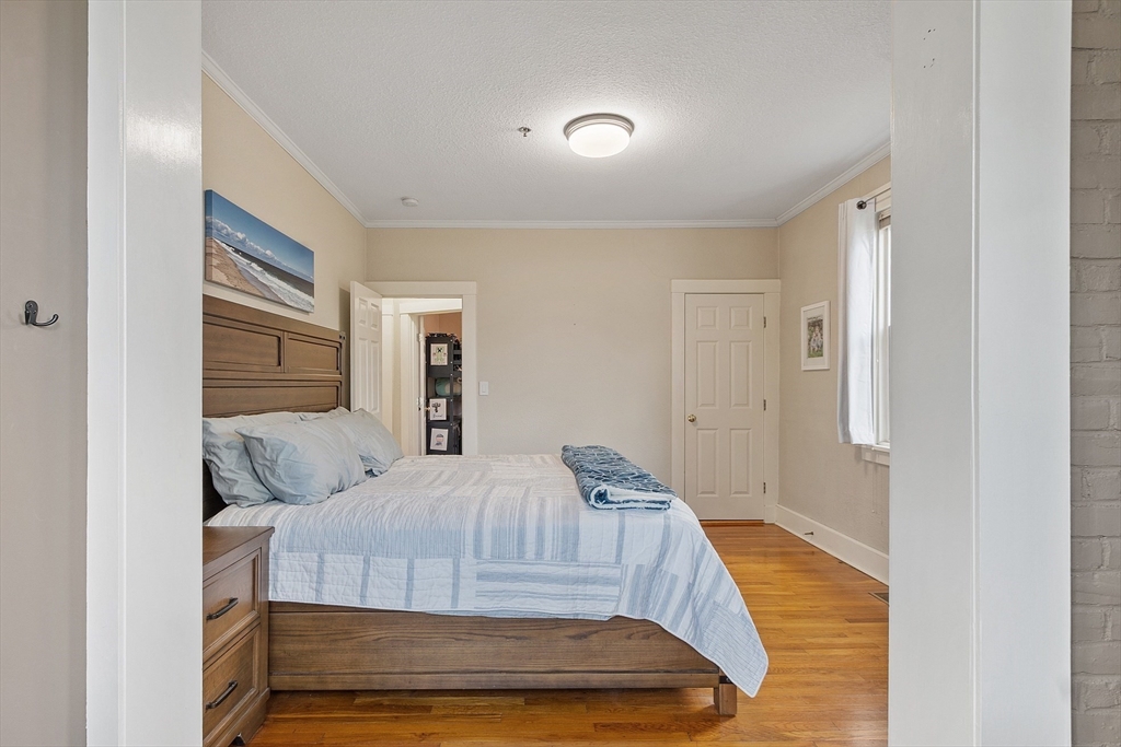33 Auman St Property Photo 34