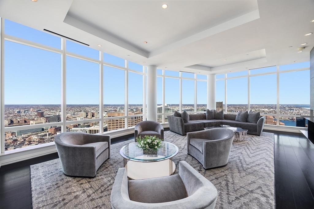 1 Franklin Street Property Photo 1