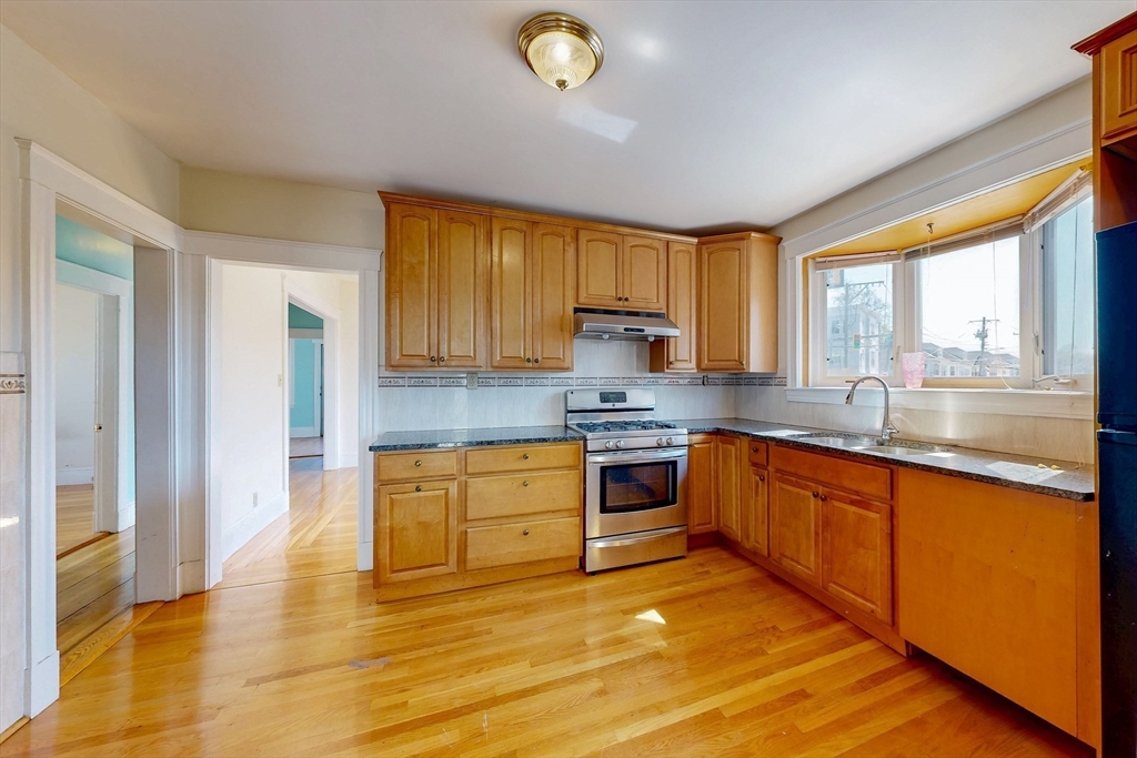 139 Selden St Property Photo 22