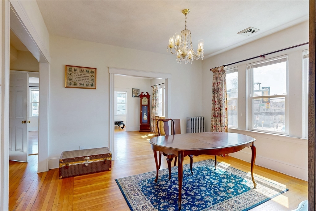 139 Selden St Property Photo 30