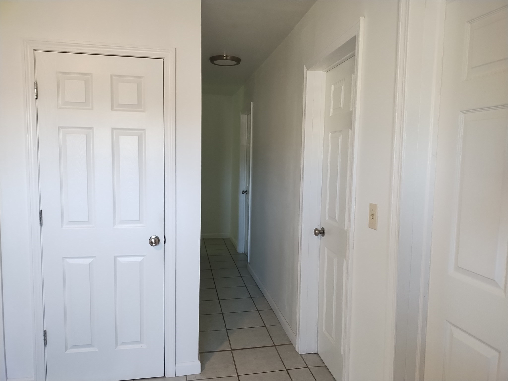 26 Russell St # B Property Photo 33