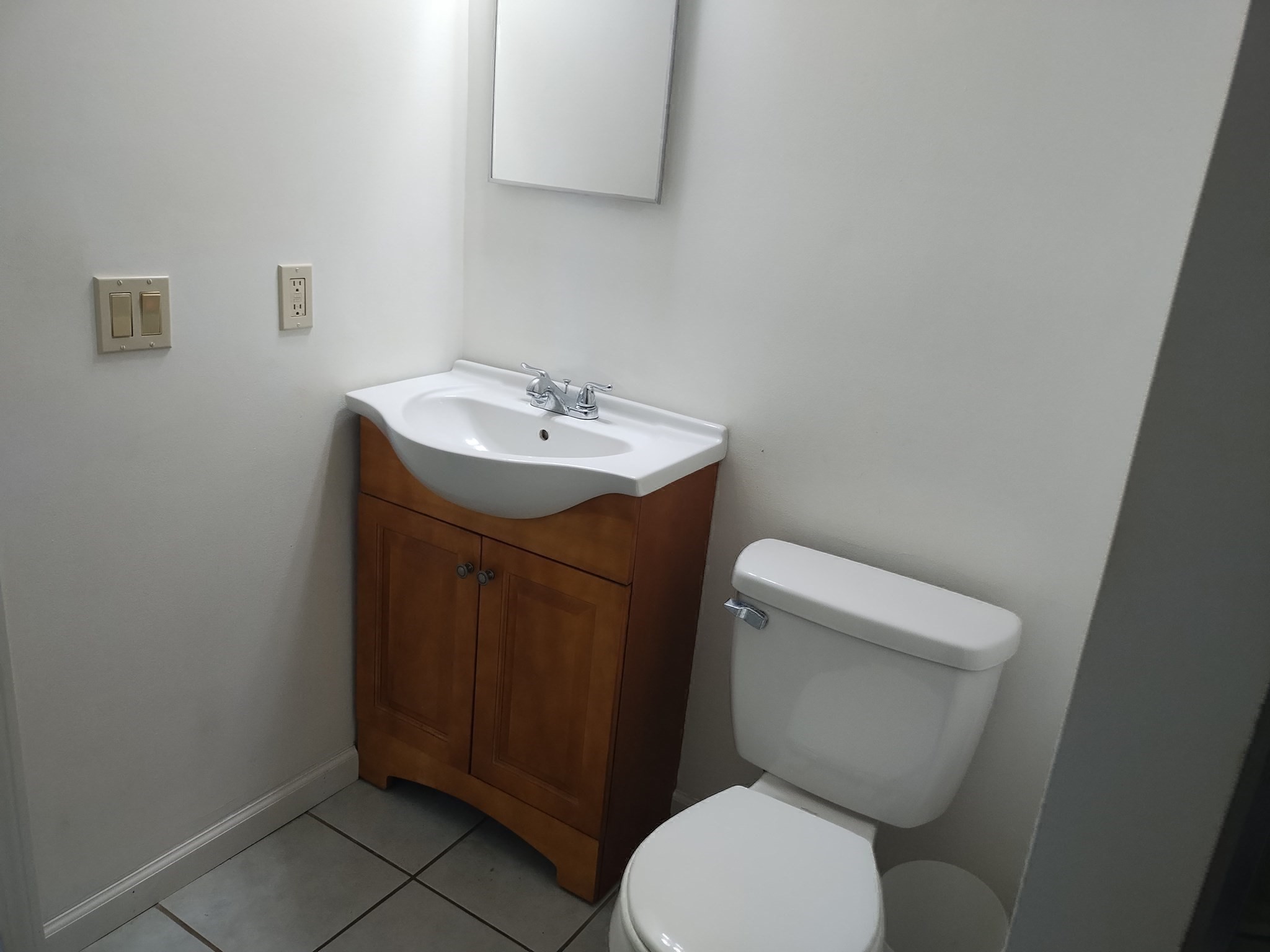 26 Russell St # B Property Photo 38