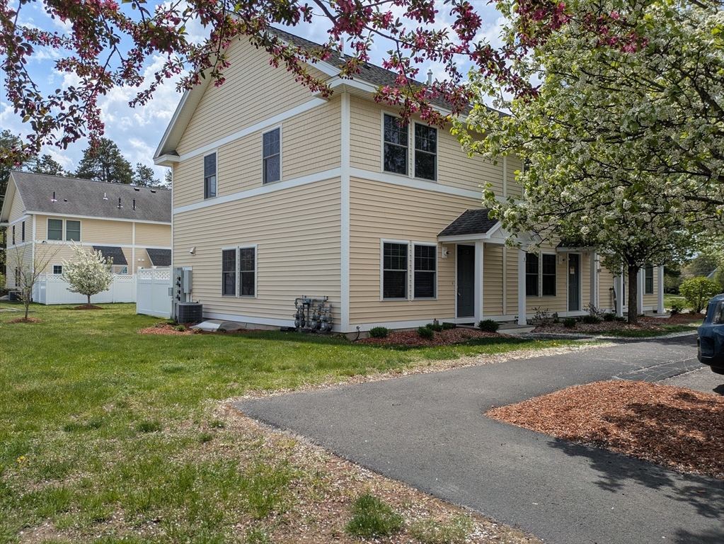6 Bates St # C Property Photo 1