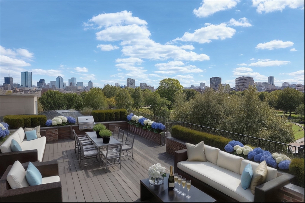 93 Beacon Street Property Photo 4