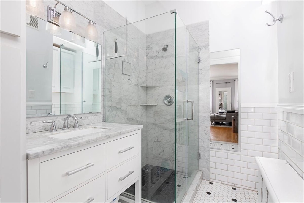 93 Beacon Street Property Photo 19