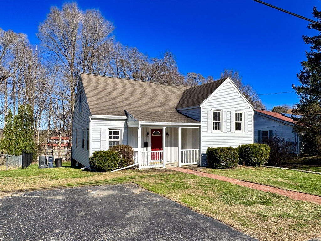 20 Marjorie Ln Property Photo