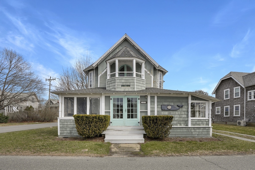 35 Tuckernuck Ave Property Photo 1