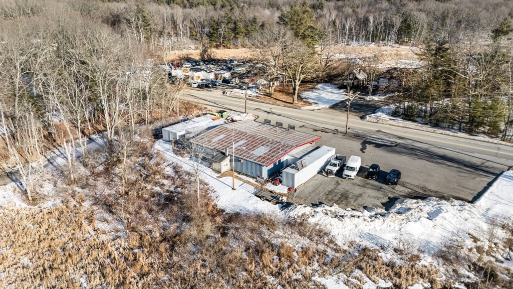 746 Amesbury Road Property Photo 16
