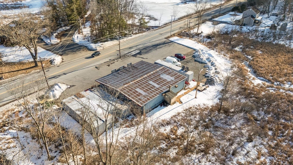 746 Amesbury Road Property Photo 18