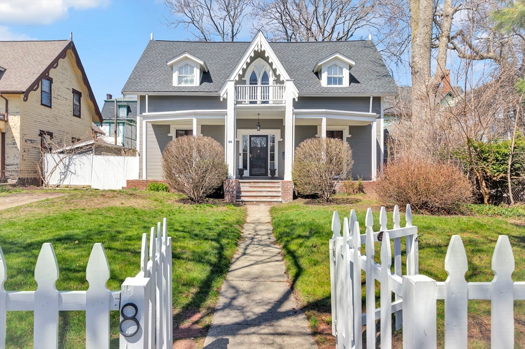 8 Montrose Street Property Photo 1
