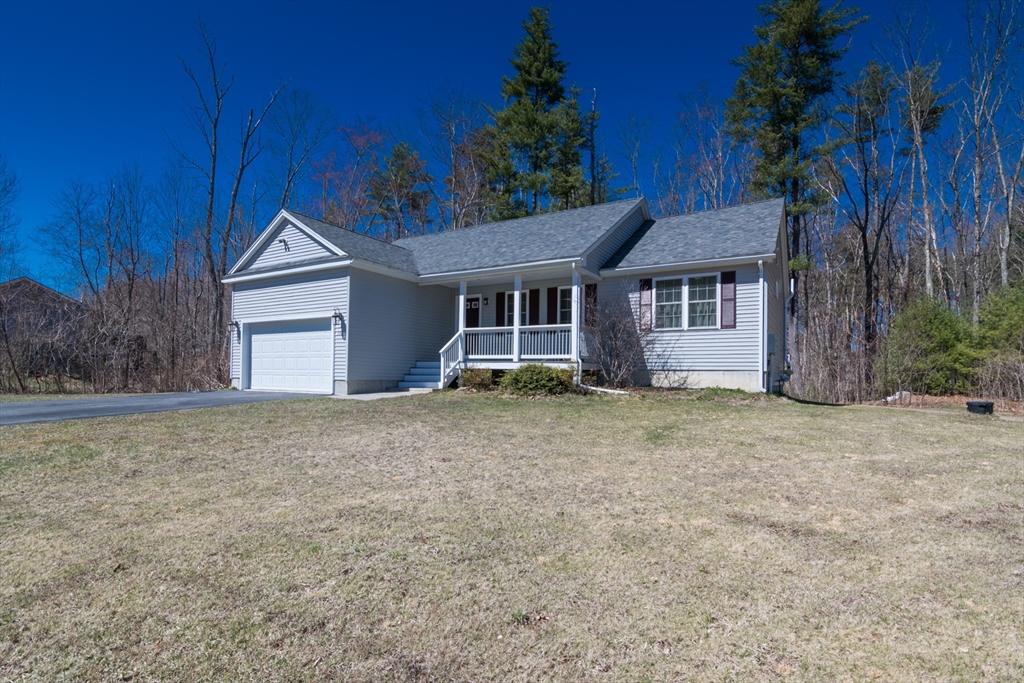 398 Durfee St Property Photo