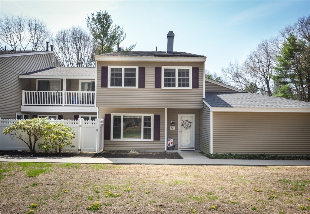 627 Edgebrook Dr # 627 Property Photo