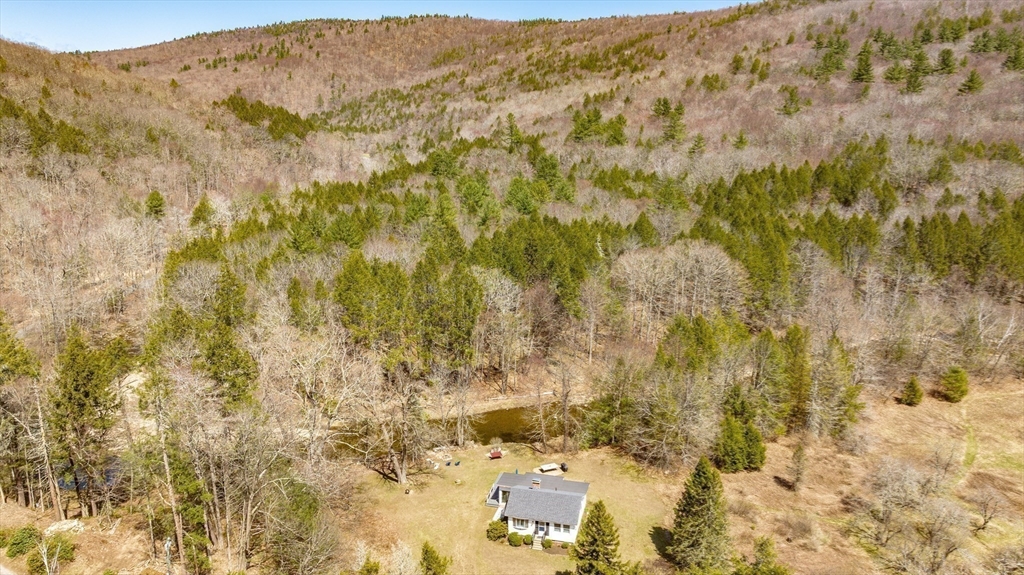 120 East River Rd. Property Photo 1