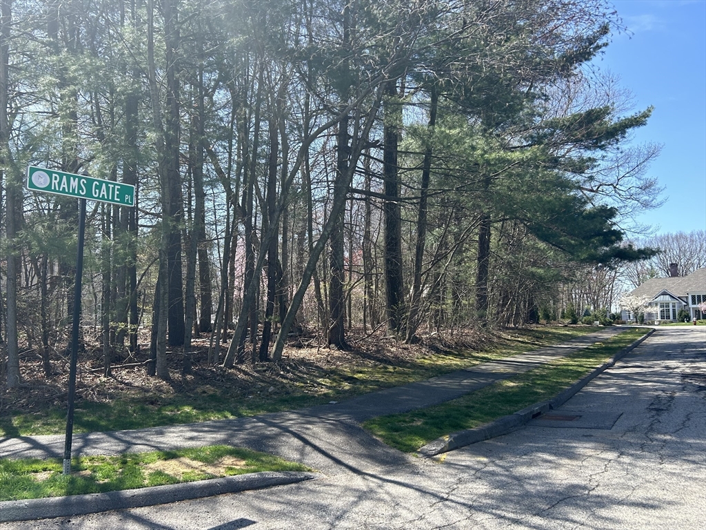 1 Rams Gate Place, Shrewsbury — buildable lot