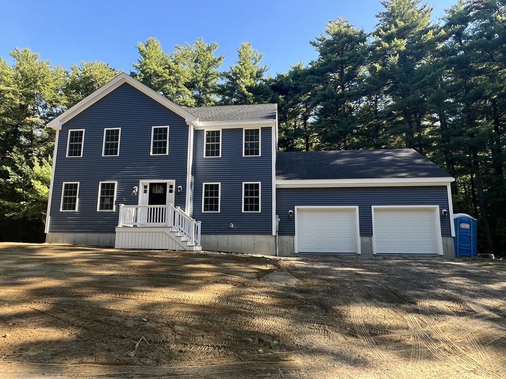 6 Oak Run Property Photo 1