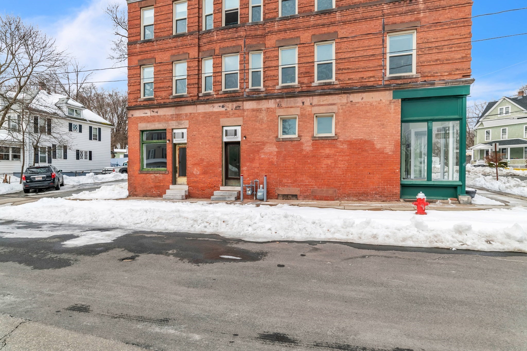 226-230 Sargeant St Property Photo 2