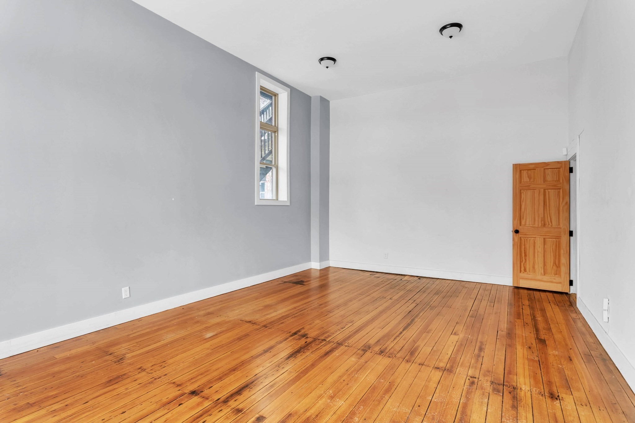 226-230 Sargeant St Property Photo 3