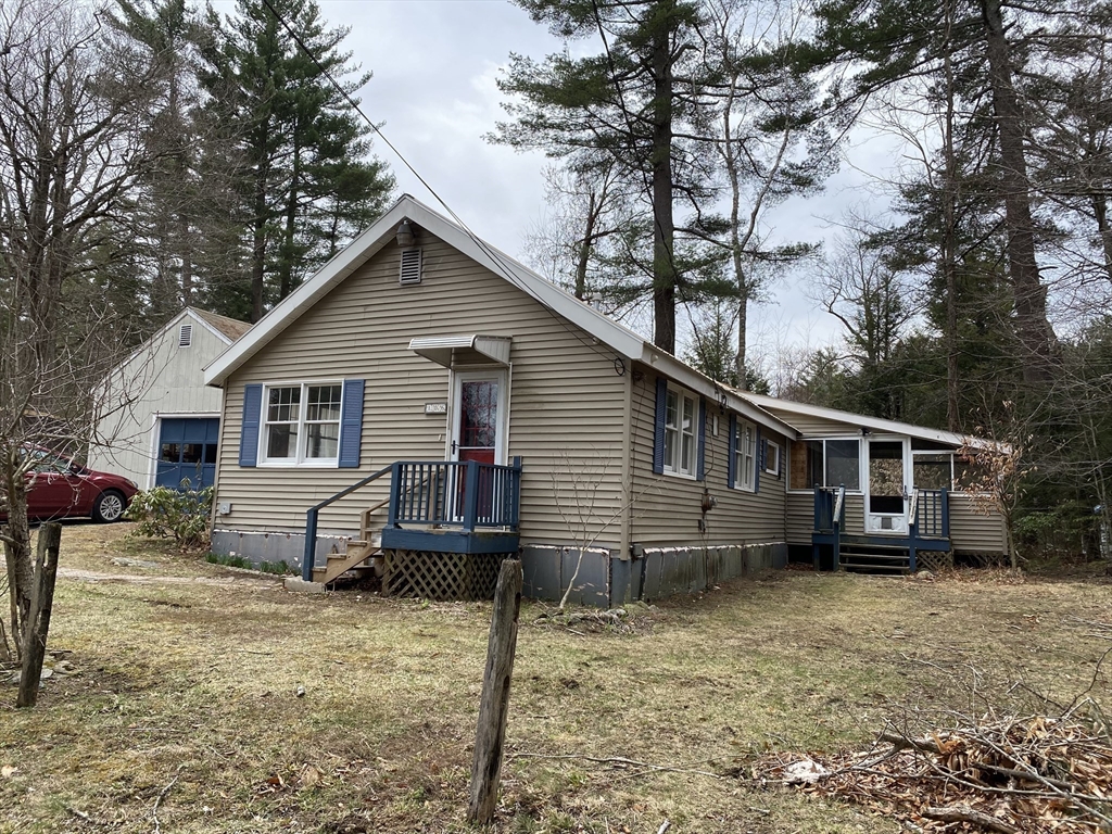 106 Shore Rd Property Photo 1