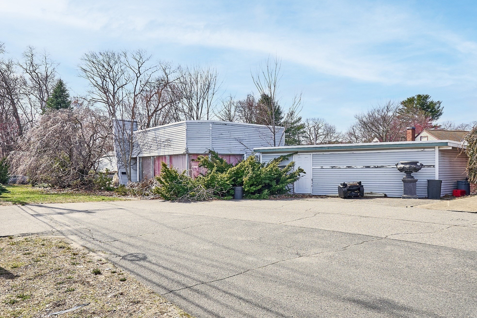 344 Broadway Property Photo 3