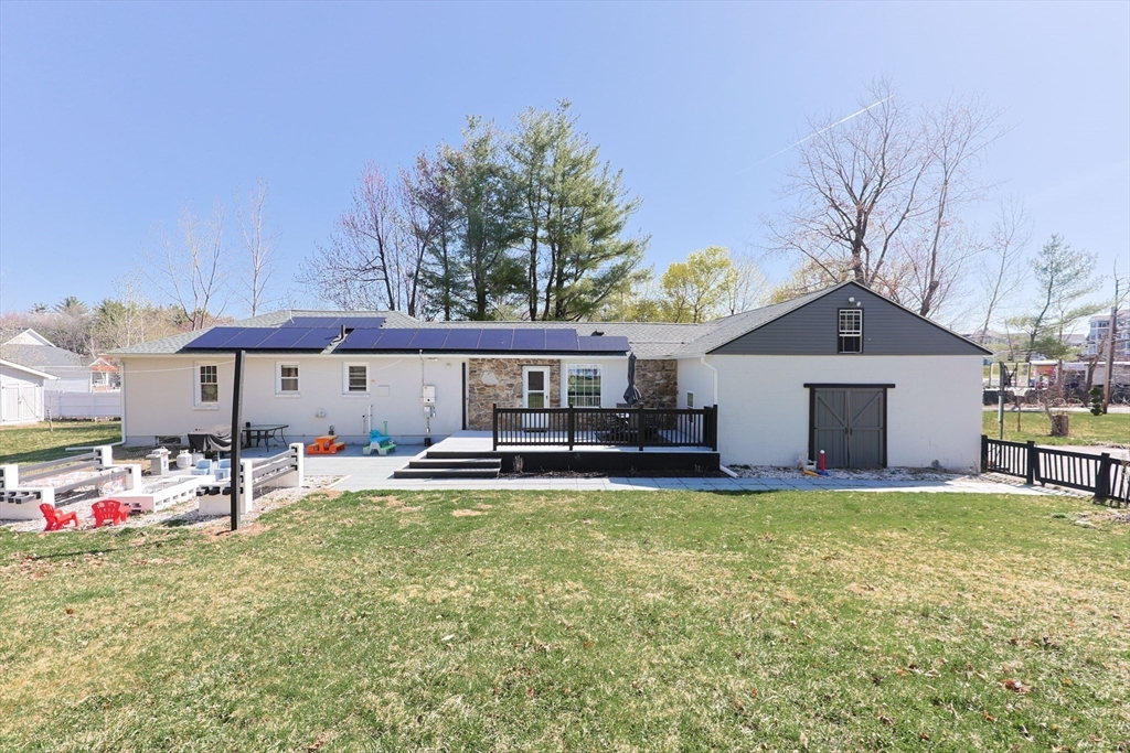 27 Dana St Property Photo