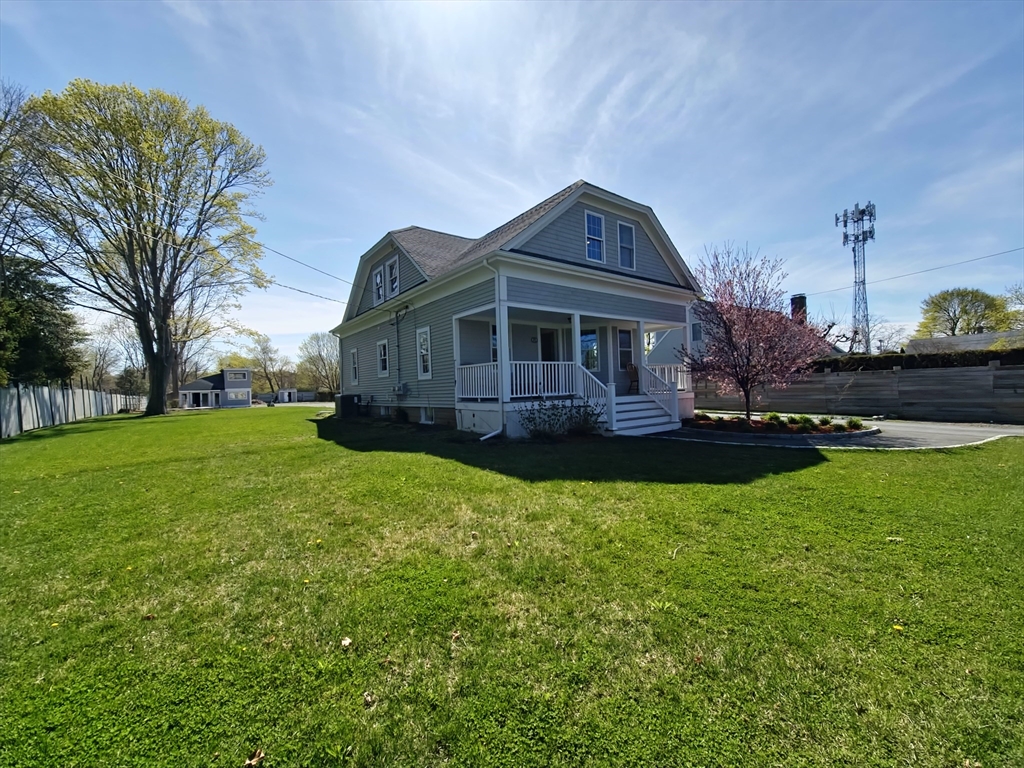 23 Old Barnstable Rd Property Photo 3