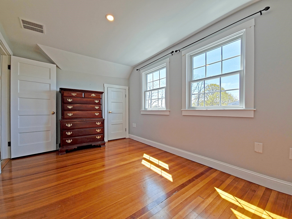 23 Old Barnstable Rd Property Photo 8