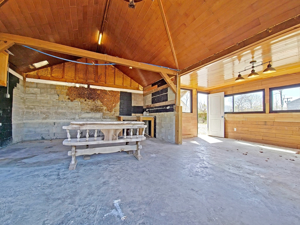 23 Old Barnstable Rd Property Photo 31