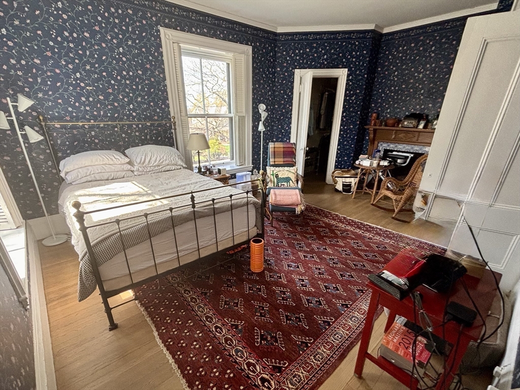 242 Walnut St Property Photo 12