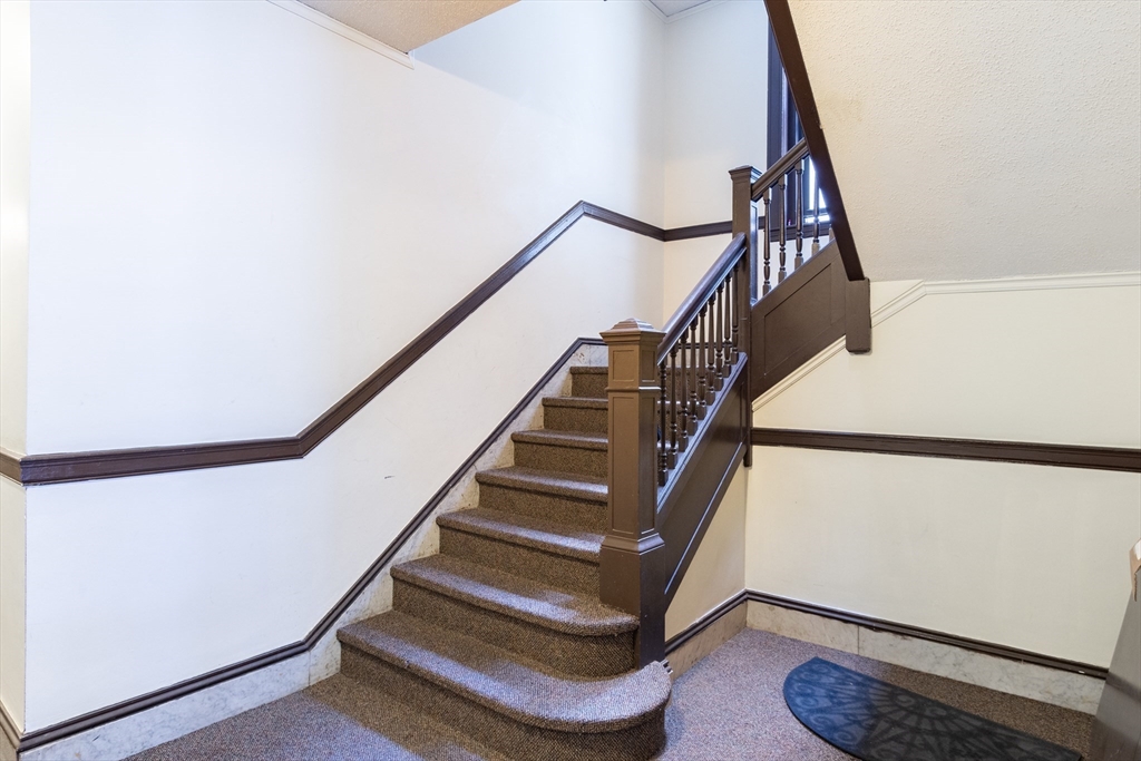1564 Commonwealth Ave # 16 Property Photo 3