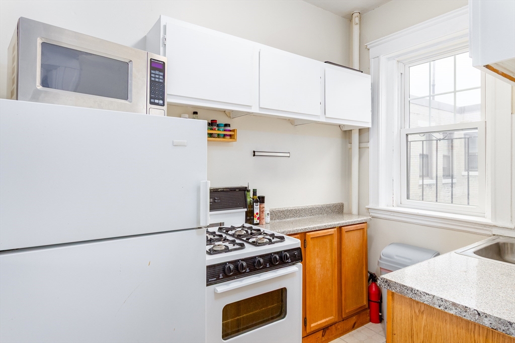 1564 Commonwealth Ave # 16 Property Photo 17